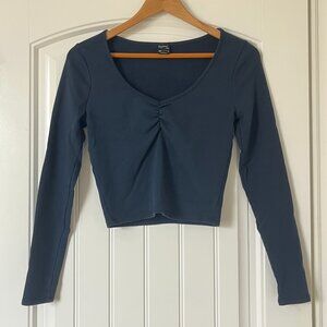 Pacsun cropped long sleeve cinched top